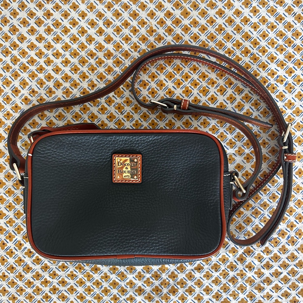 Dooney & Bourke